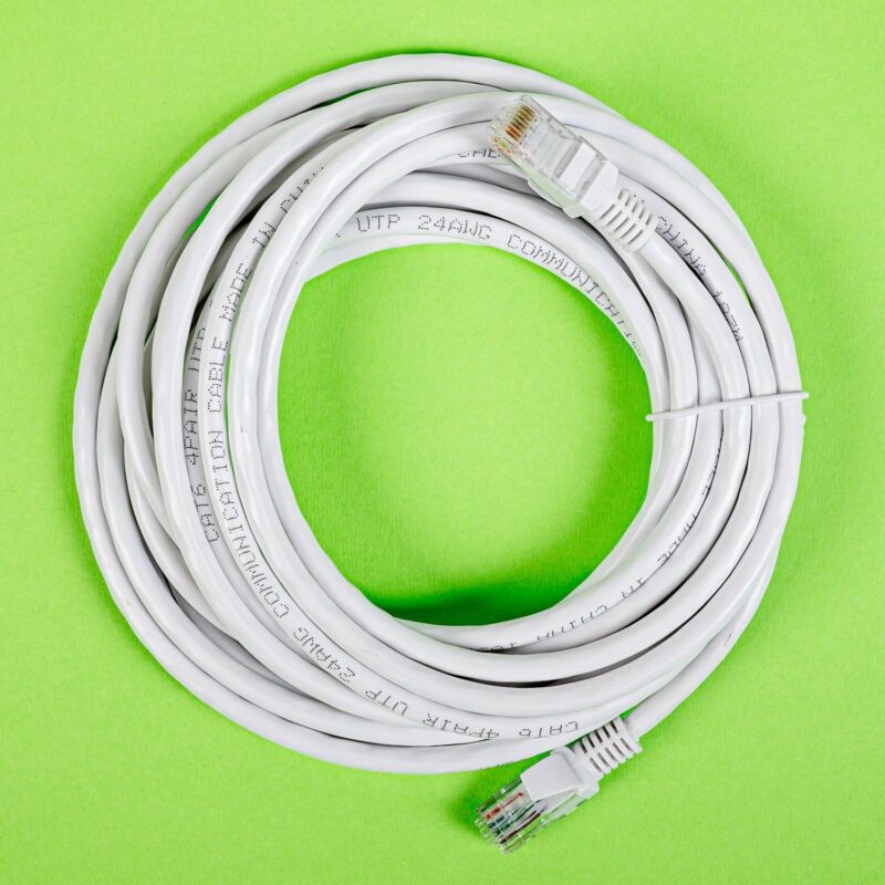 Gizzu Cat6 UTP Fly Lead Ethernet Network Cable 5m – White